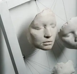 LÖSE DICH VON DEN ALTEN WUNDEN <br>DEINER VERGANGENHEIT